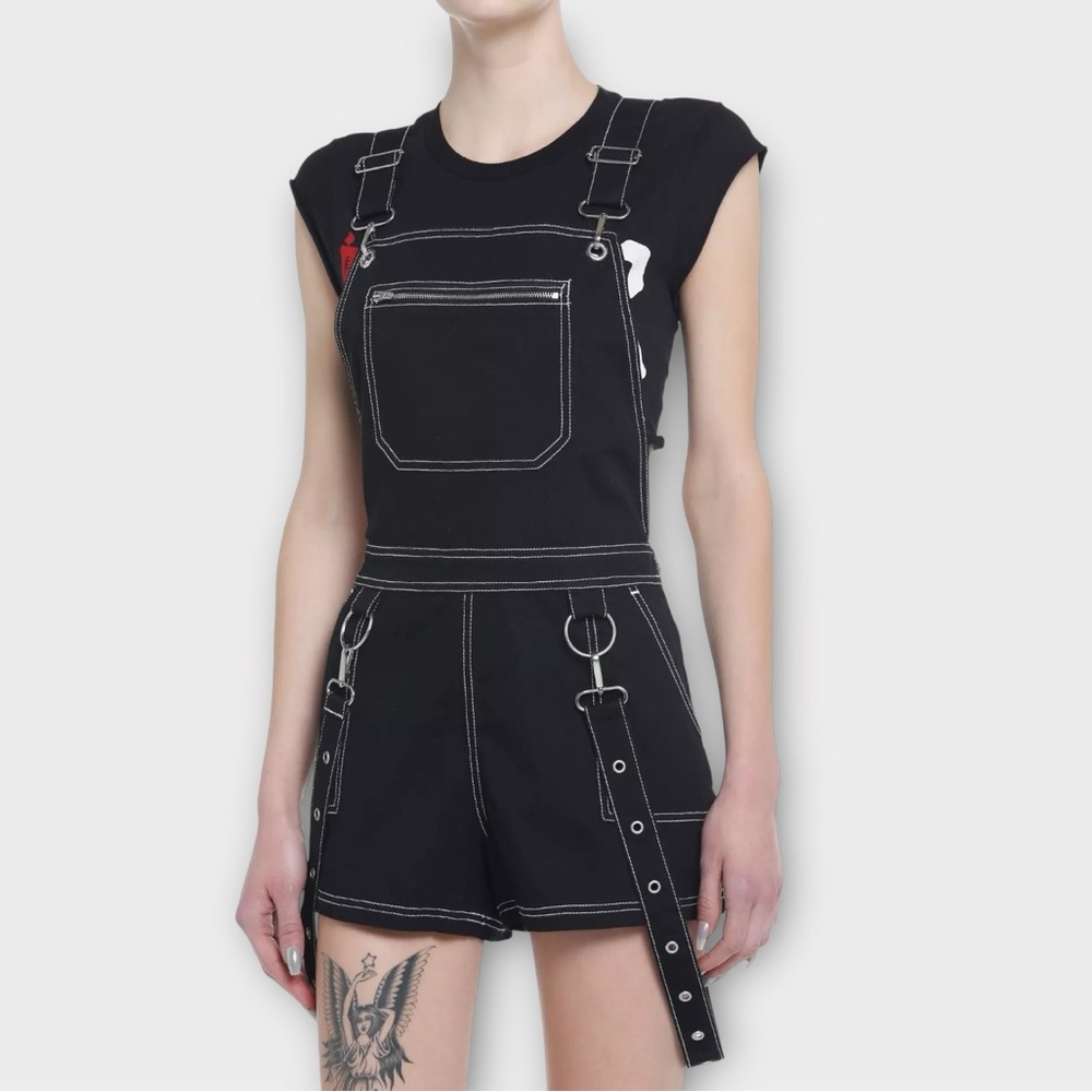 Hot Topic Black Contrast Stitch Suspender Shortalls